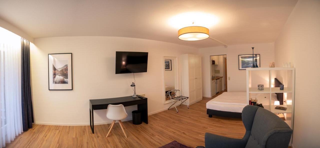 Hotel Quellenhof Бад Урах Екстериор снимка