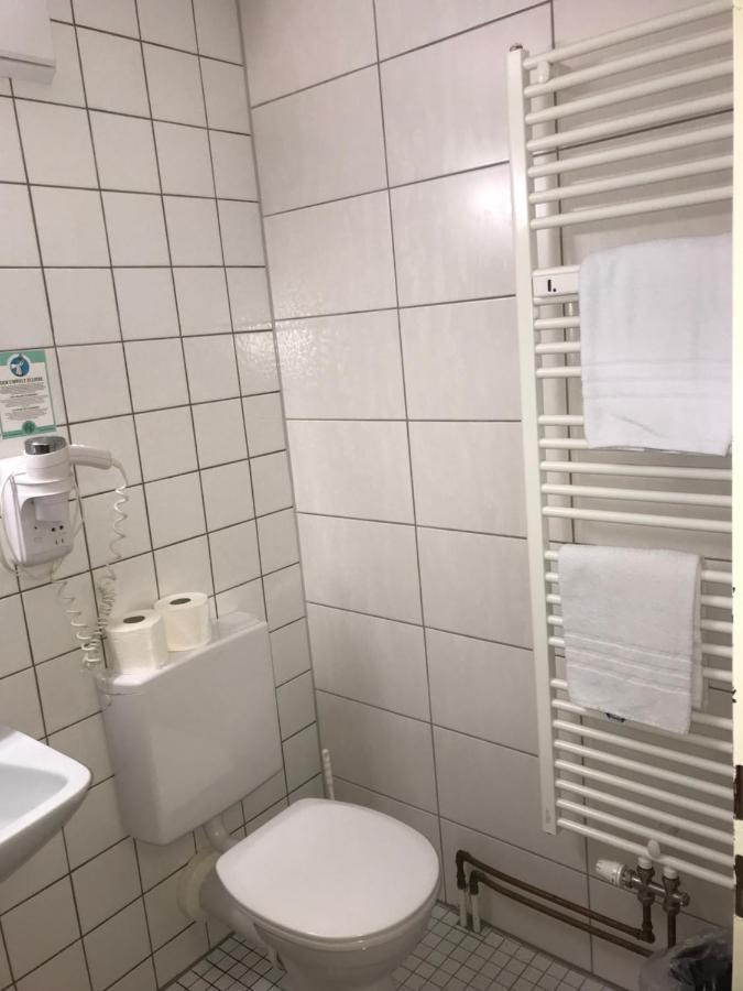 Hotel Quellenhof Бад Урах Екстериор снимка